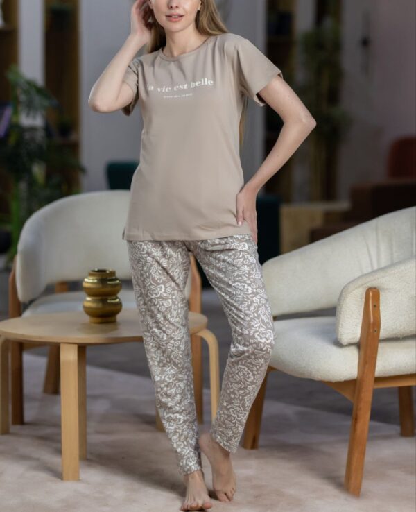 Women’s pajamas ” La Vie Est Belle “