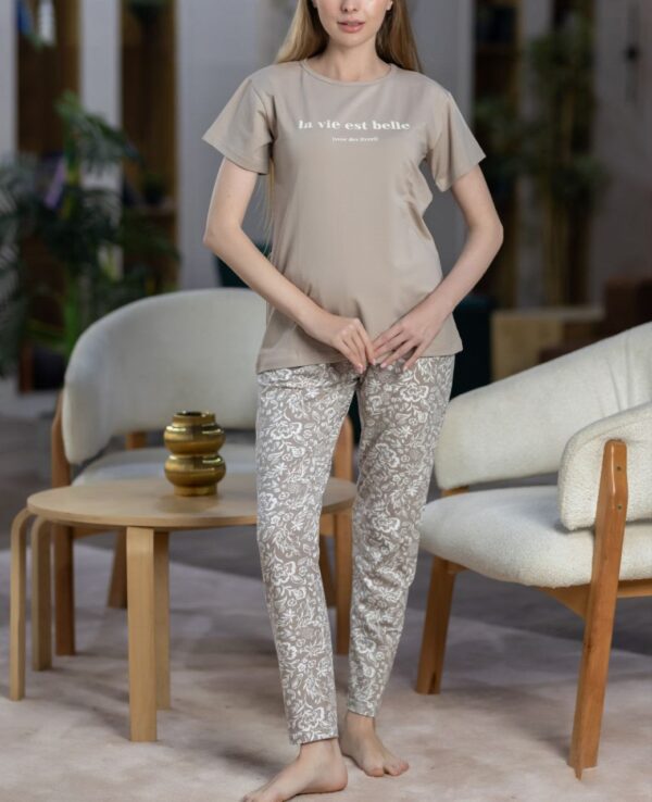 Women’s pajamas ” La Vie Est Belle “