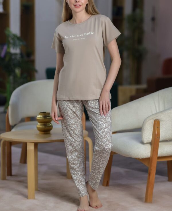 Women’s pajamas ” La Vie Est Belle “