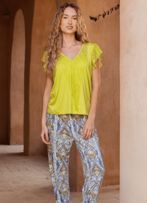 بيجامة جابونيز بفتحة فى الظهر