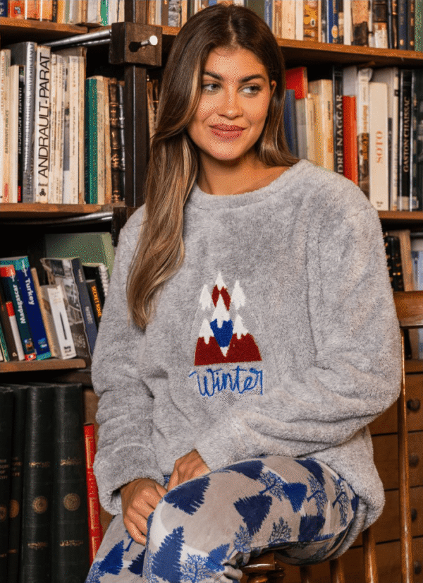 Women's Winter Polar Pajama Set – Winter Trees 🌲