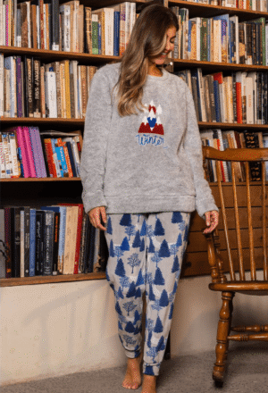 Women's Winter Polar Pajama Set – Winter Trees 🌲